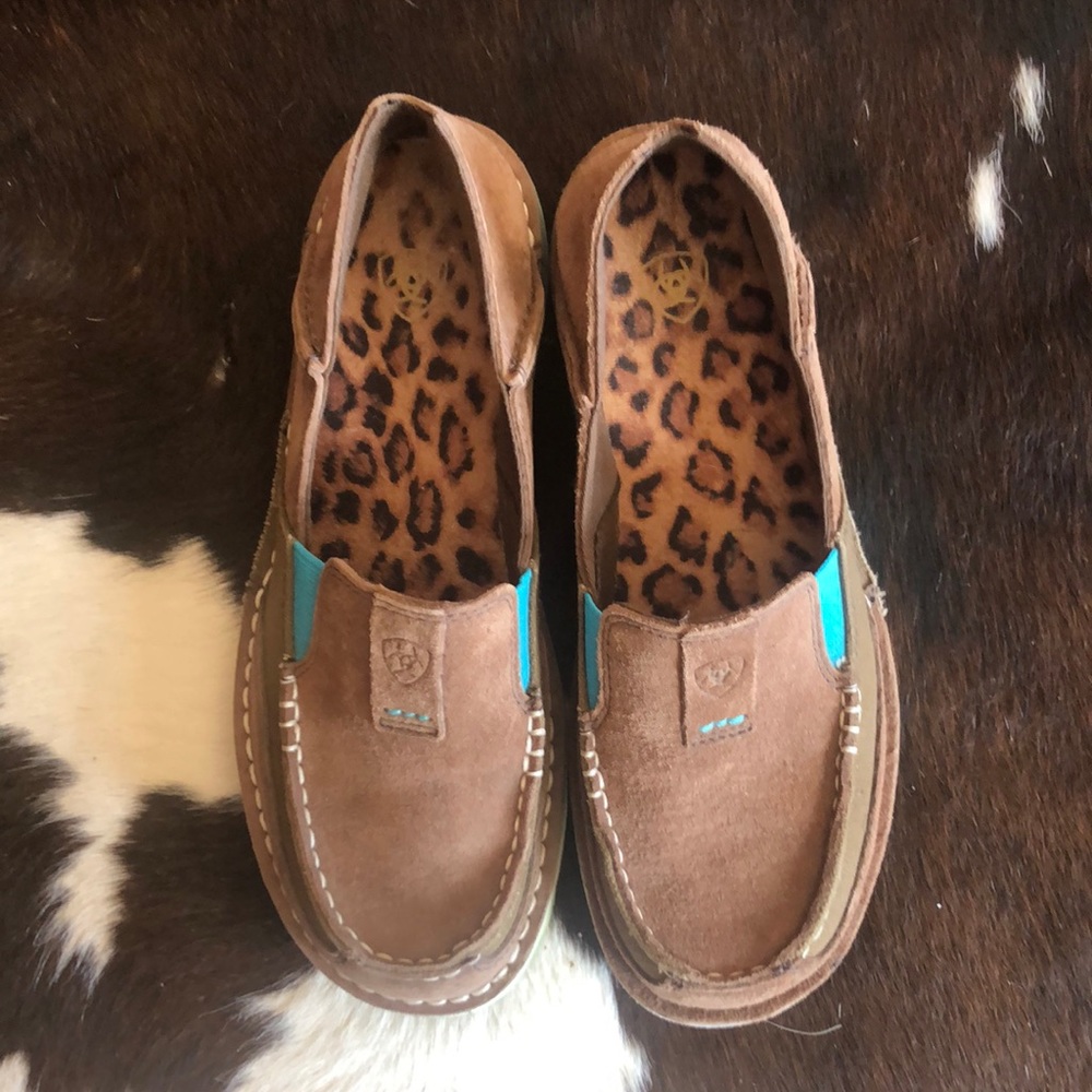 Ariat Women’s Leopard Print Cruisers Shoes